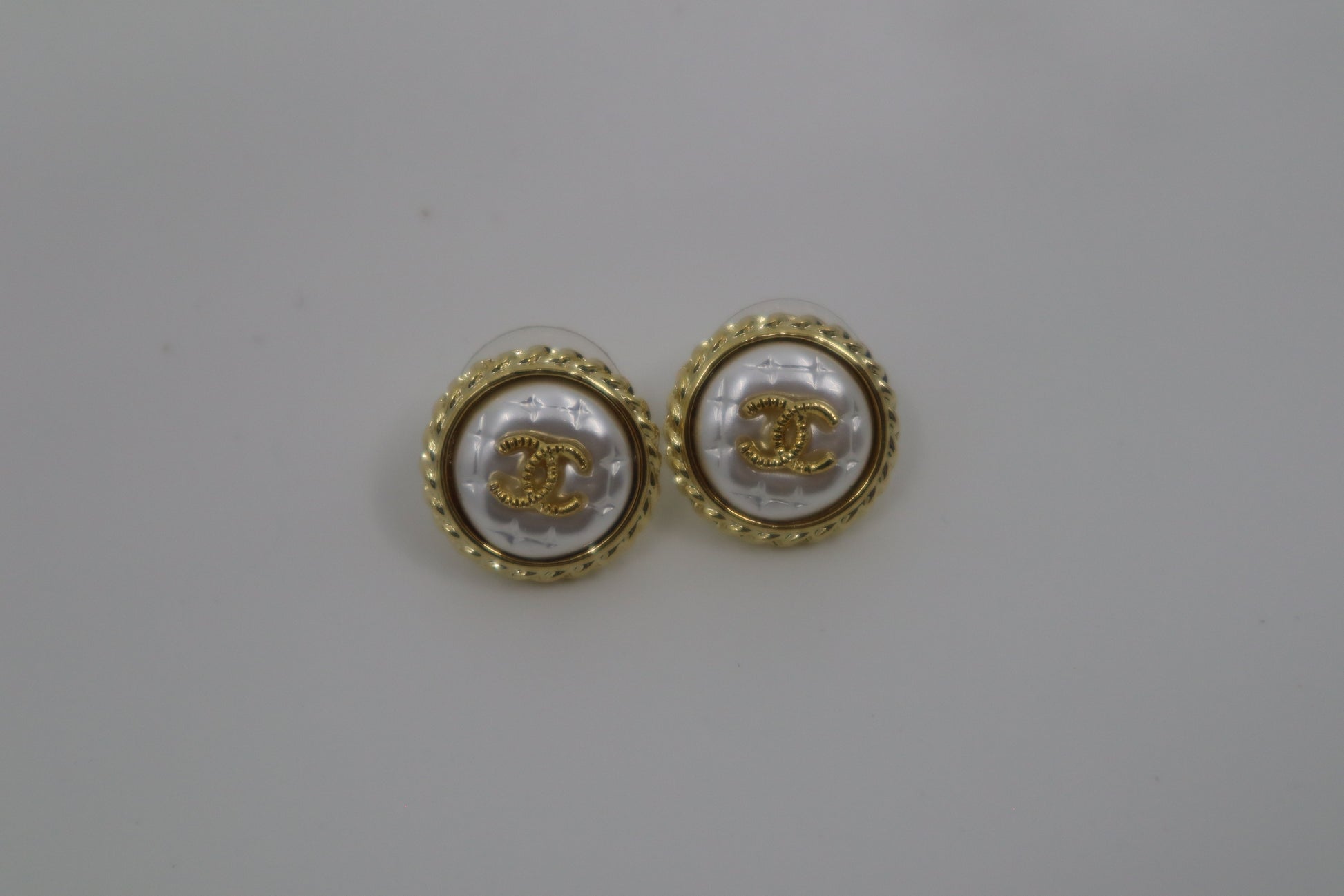 Vintage CC Button earrings - LA Love Doctor