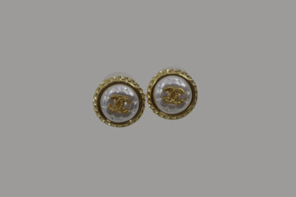 Vintage CC Button earrings - LA Love Doctor